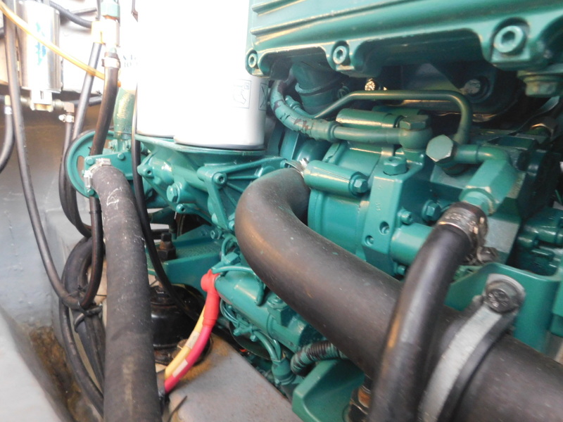 2005 Manta 44 Power Cat