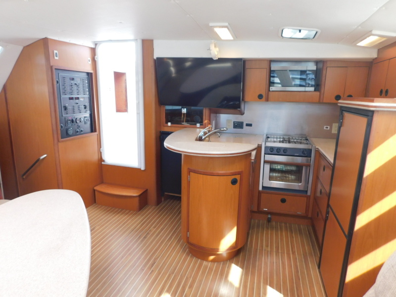 2005 Manta 44 Power Cat