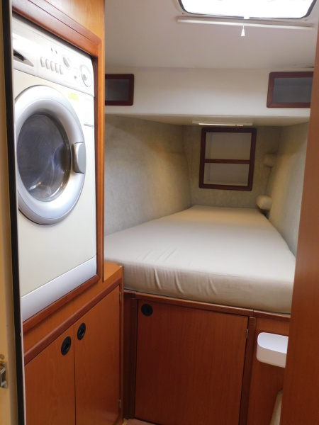 2005 Manta 44 Power Cat