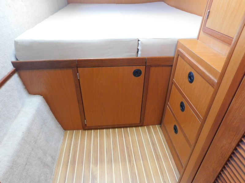 2005 Manta 44 Power Cat