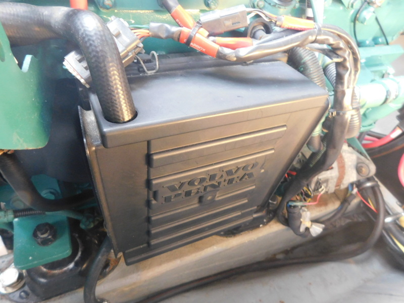 2005 Manta 44 Power Cat
