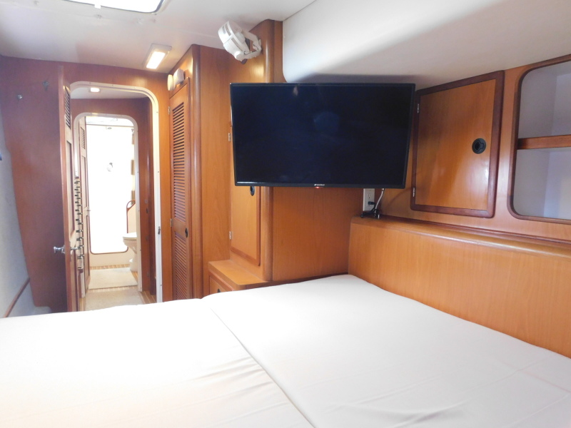 2005 Manta 44 Power Cat