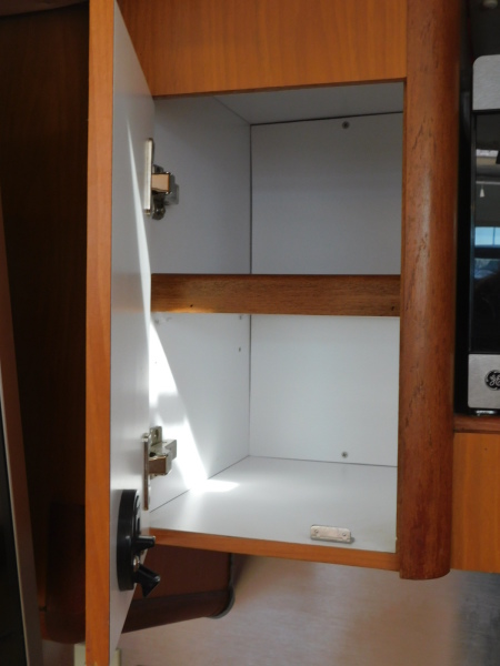 2005 Manta 44 Power Cat
