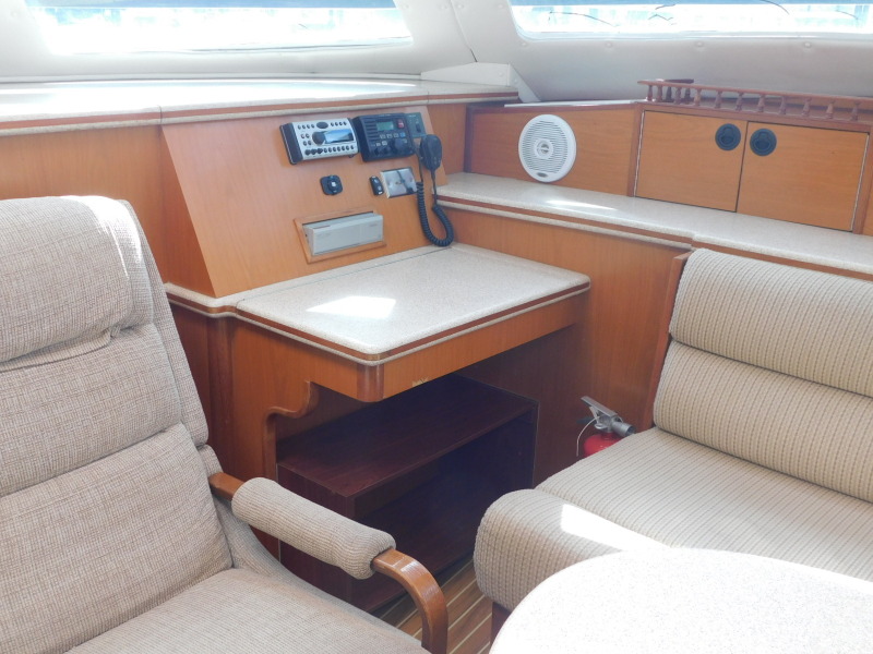 2005 Manta 44 Power Cat