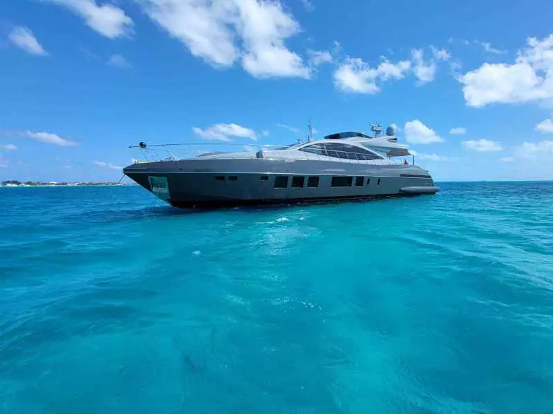 NANA I 110ft Mangusta Yacht For Sale