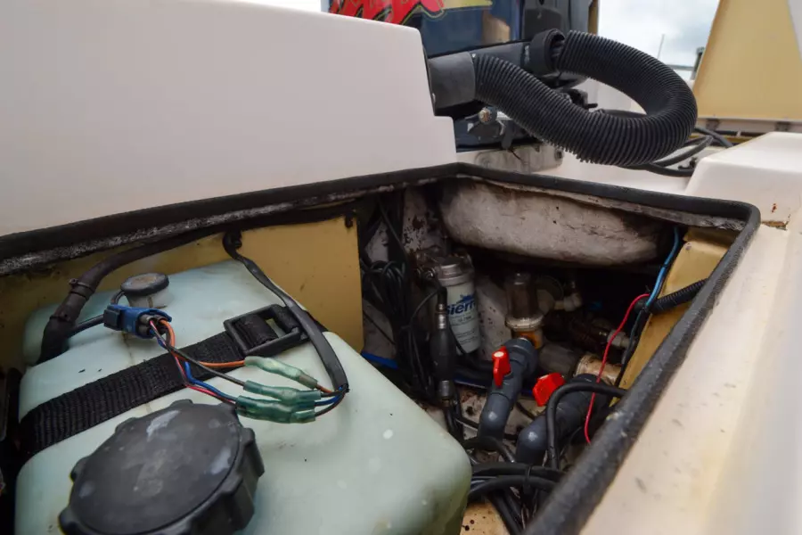 2002 Pathfinder 2200 V