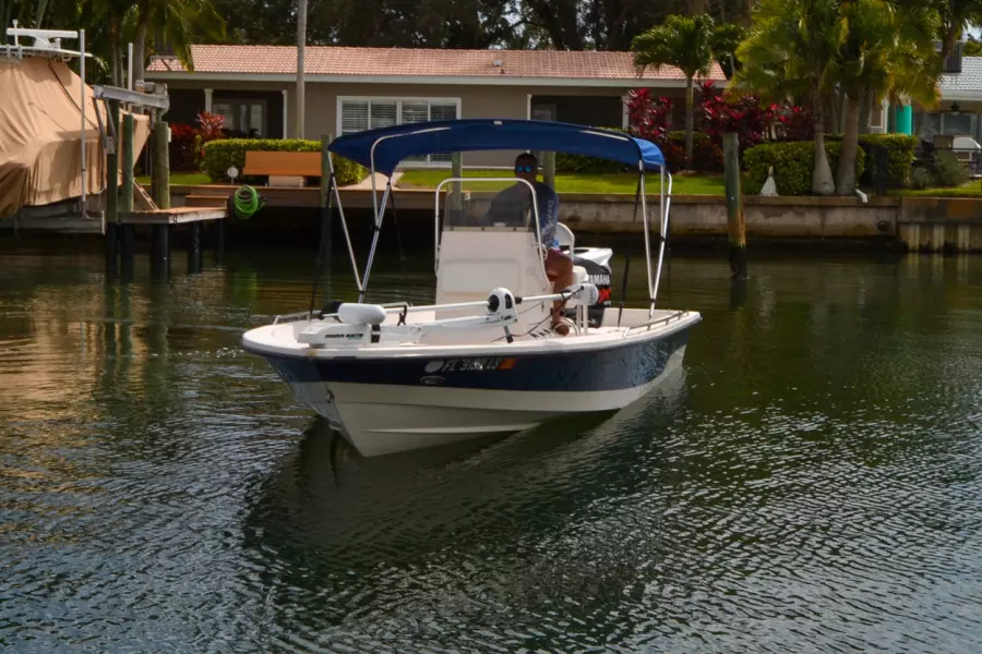 2002 Pathfinder 2200 V