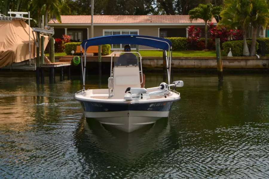 2002 Pathfinder 2200 V