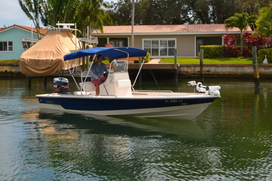 2002 Pathfinder 2200 V