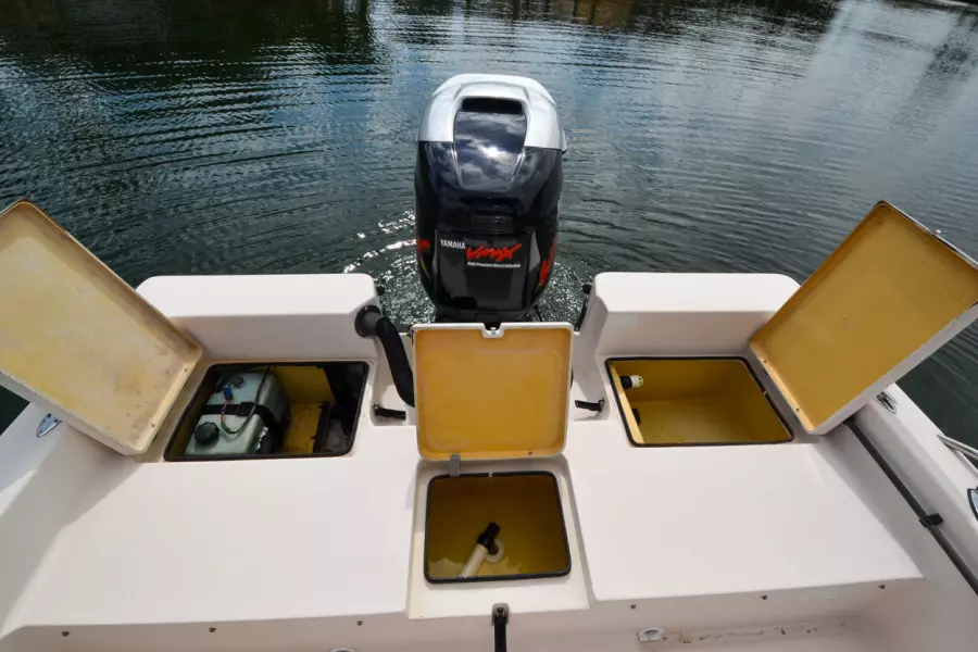 2002 Pathfinder 2200 V