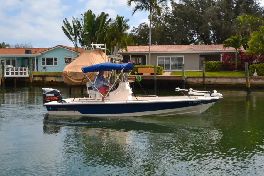 2002 Pathfinder 2200 V