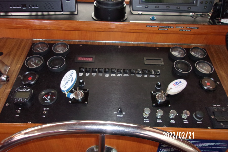 1988 Marine Trader Tradewinds Motor Yacht