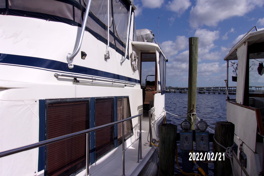1988 Marine Trader Tradewinds Motor Yacht
