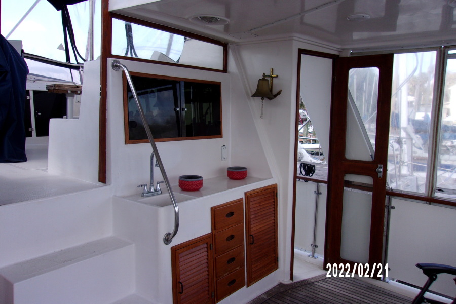 1988 Marine Trader Tradewinds Motor Yacht