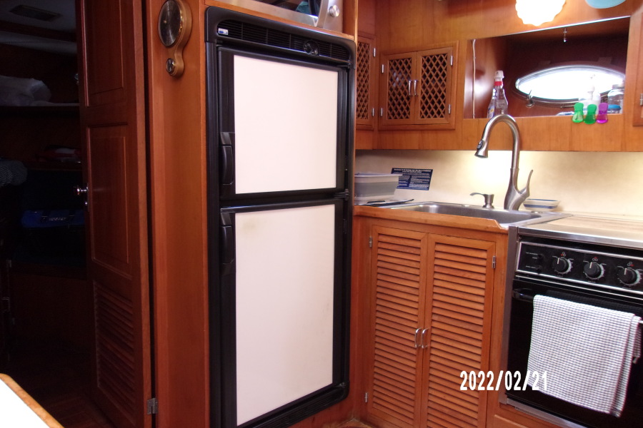 1988 Marine Trader Tradewinds Motor Yacht