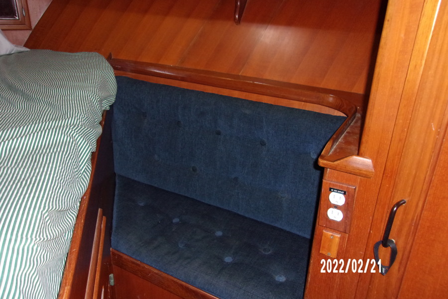 1988 Marine Trader Tradewinds Motor Yacht