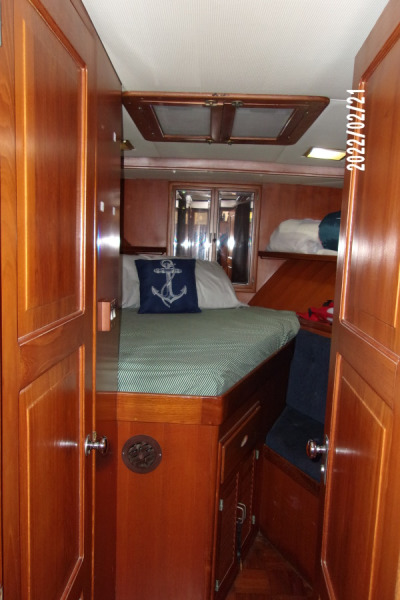 1988 Marine Trader Tradewinds Motor Yacht