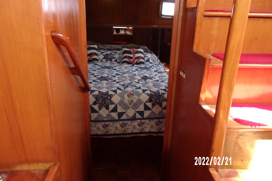 1988 Marine Trader Tradewinds Motor Yacht