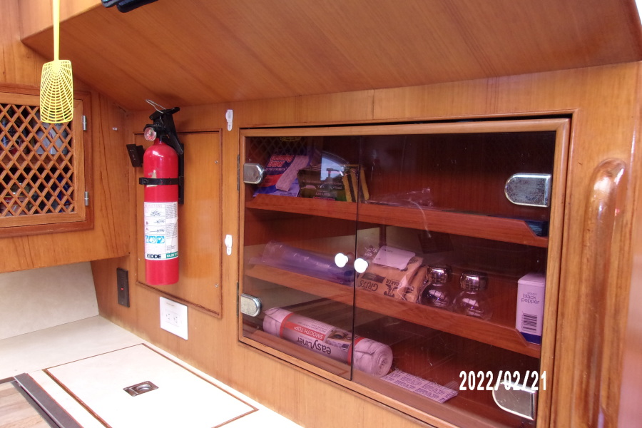 1988 Marine Trader Tradewinds Motor Yacht