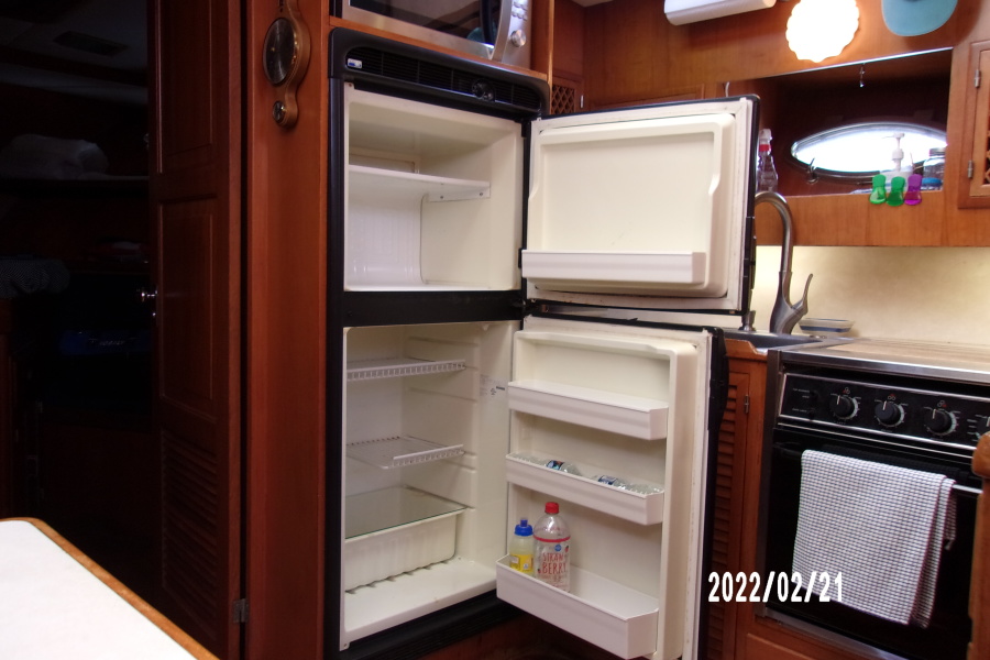 1988 Marine Trader Tradewinds Motor Yacht