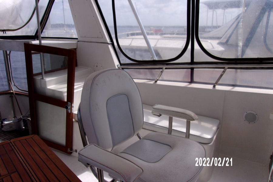 1988 Marine Trader Tradewinds Motor Yacht