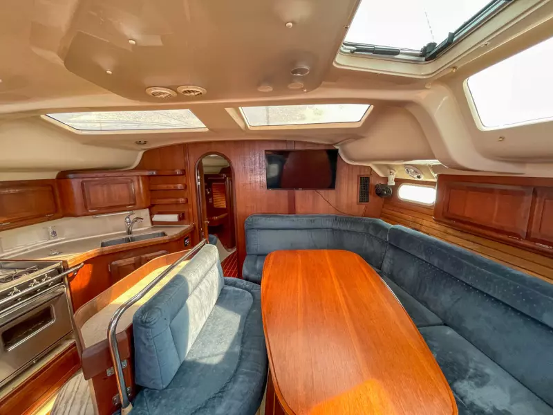 1996 Hunter 430