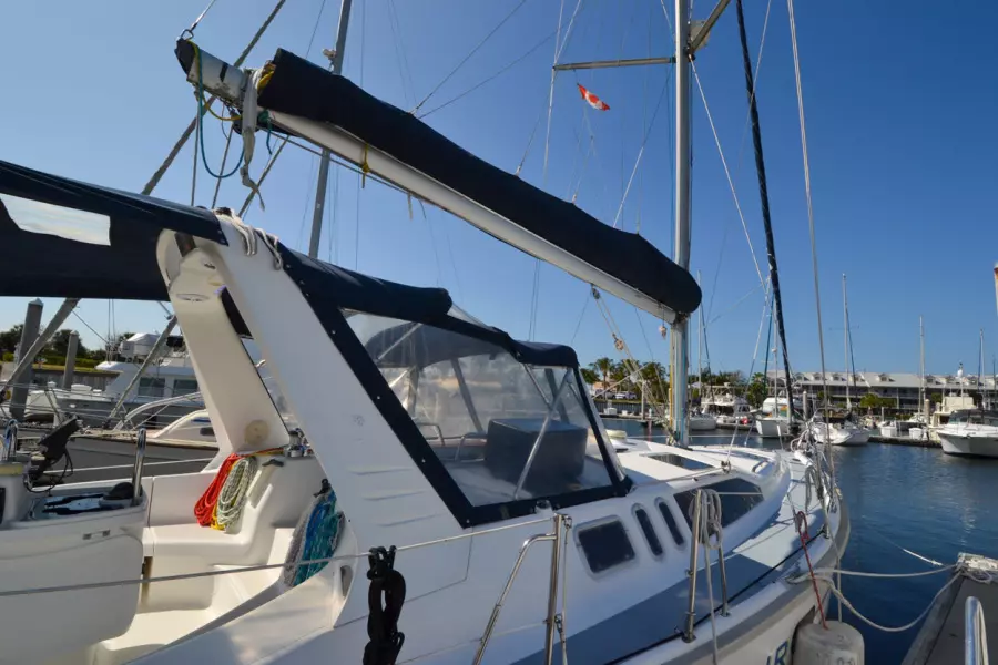 1996 Hunter 430