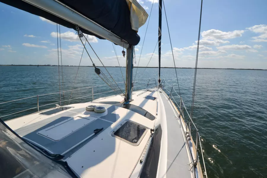 1996 Hunter 430