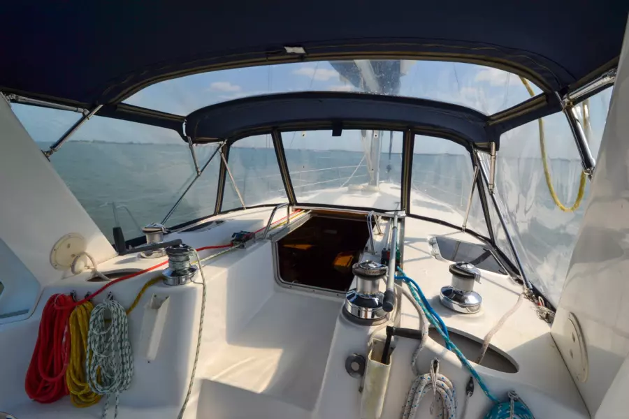 1996 Hunter 430
