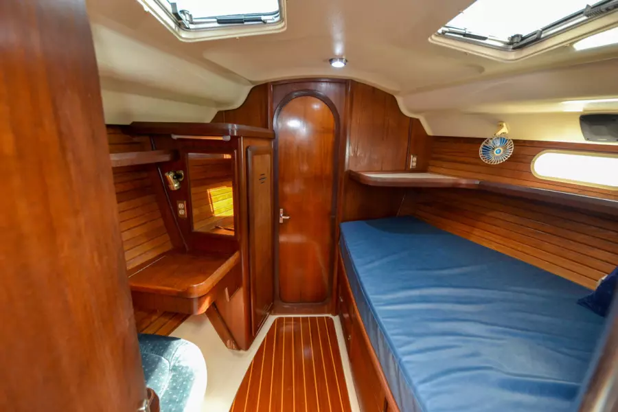 1996 Hunter 430