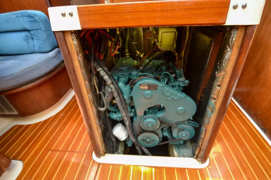 1996 Hunter 430