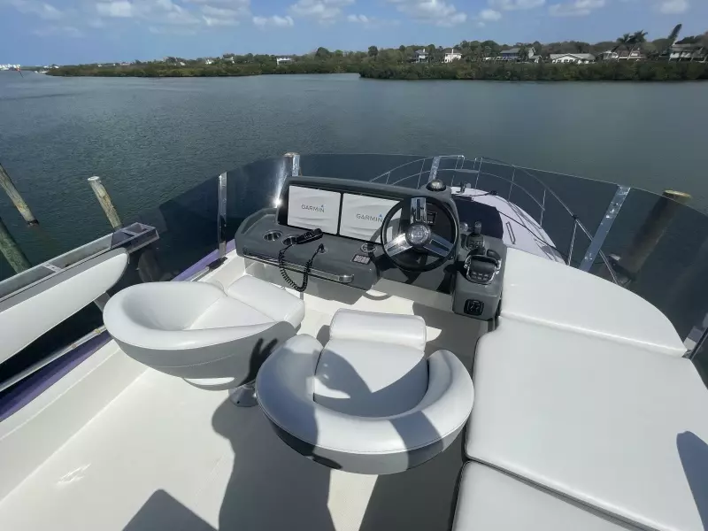 2018 Bavaria R40FLY