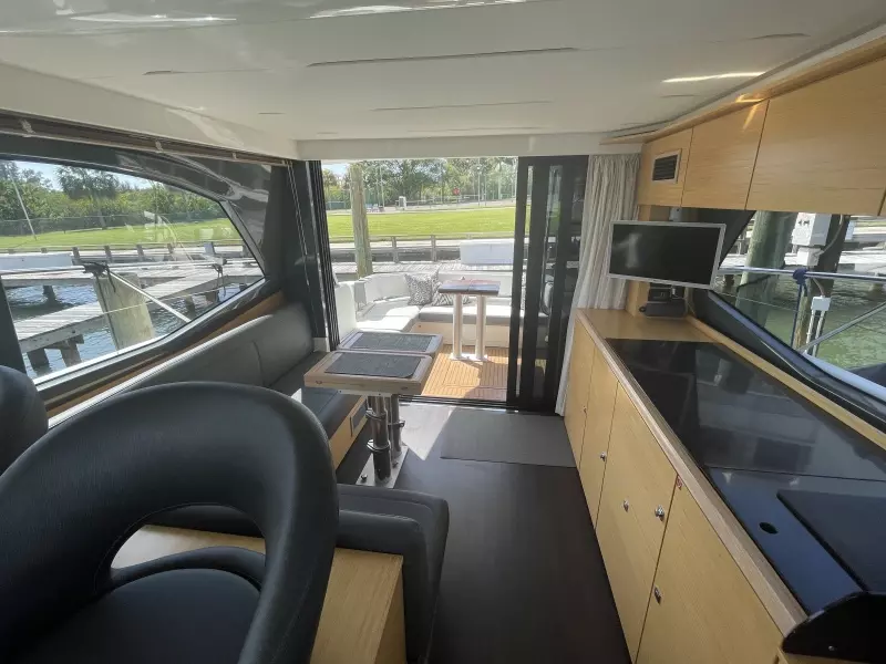 2018 Bavaria R40FLY
