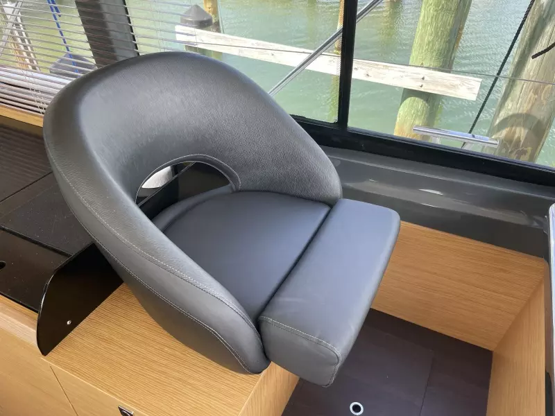 2018 Bavaria R40FLY