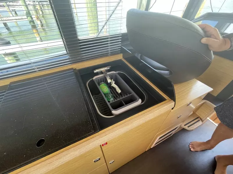 2018 Bavaria R40FLY