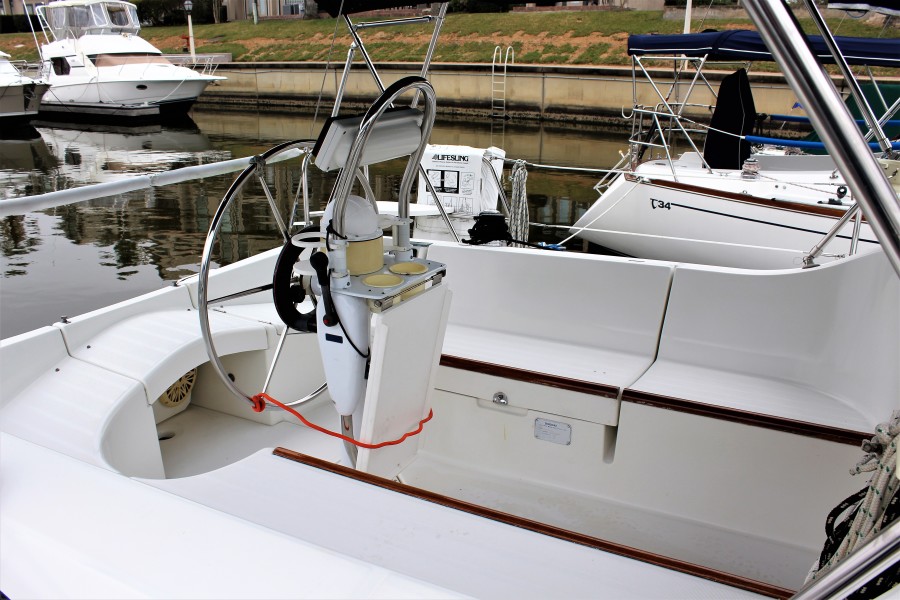 1997 Beneteau 321