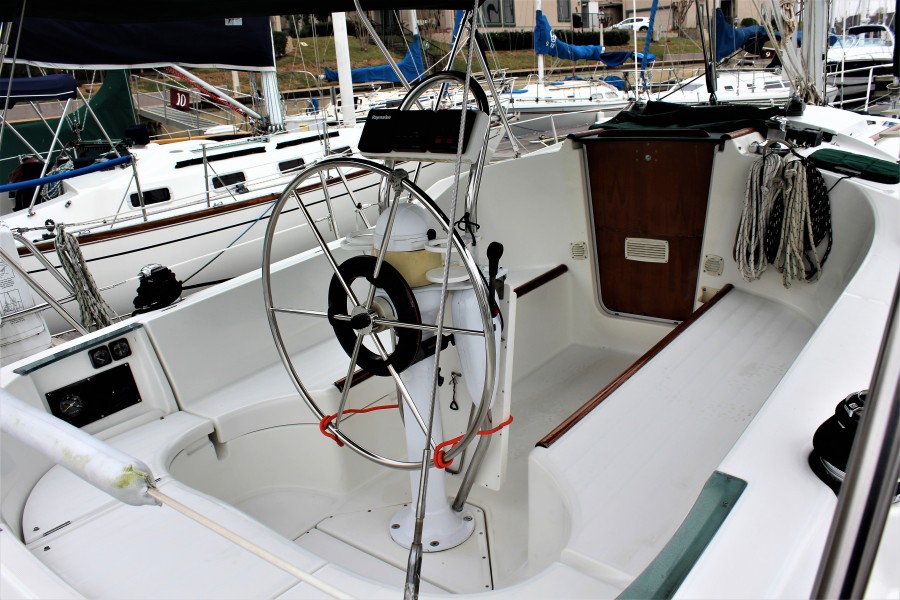 1997 Beneteau 321