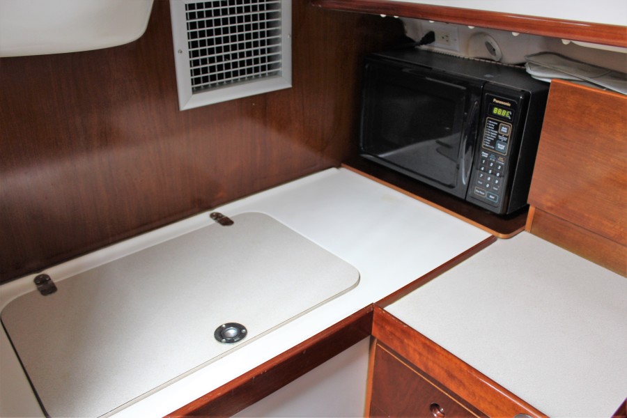 1997 Beneteau 321