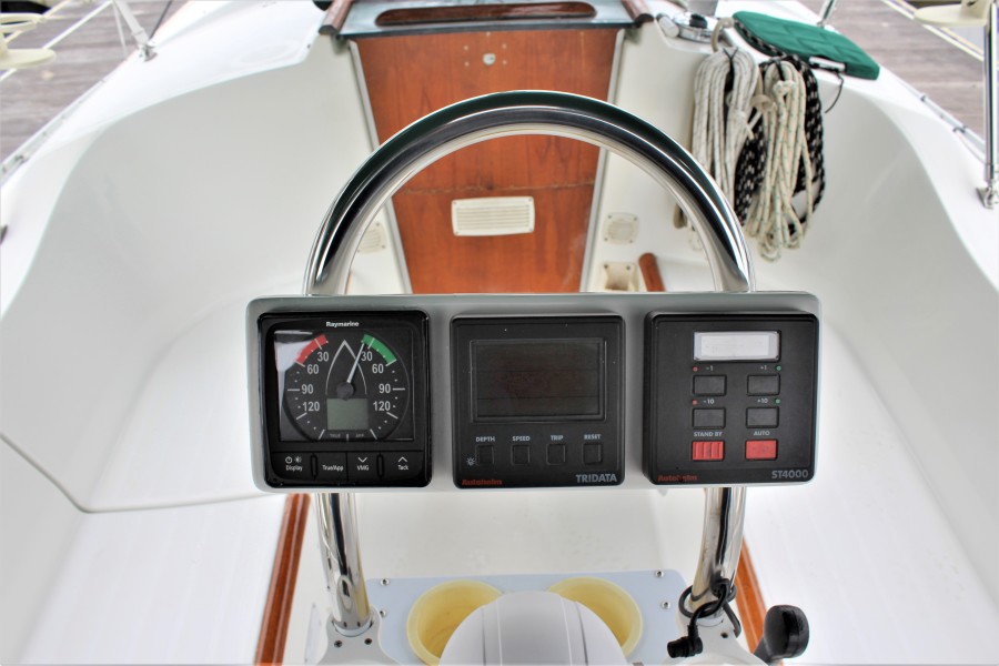 1997 Beneteau 321
