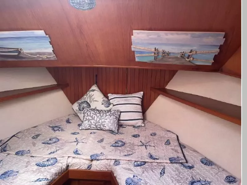 1986 Marine Trader 44 Sundeck