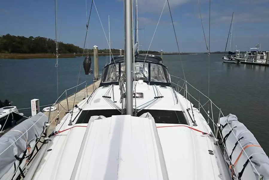 2011 Hunter 45 DS