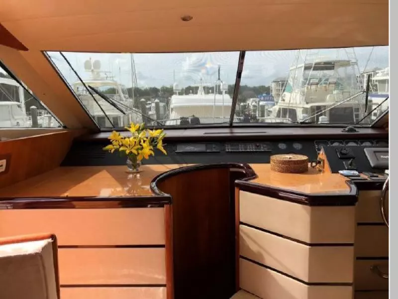 1992 Tecnomarine 58 Motor yacht