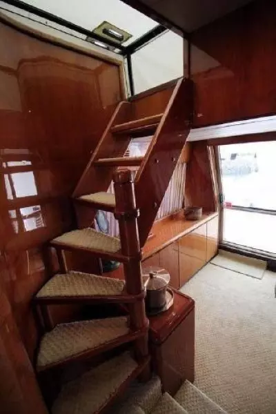 1992 Tecnomarine 58 Motor yacht