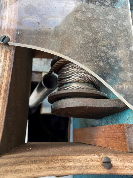 cable swing keel 