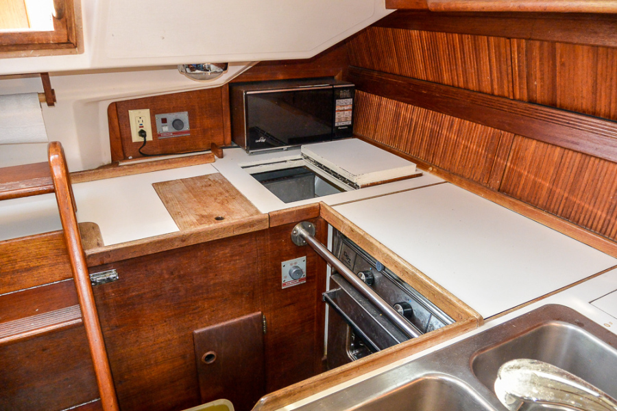 1985 Sabre 36
