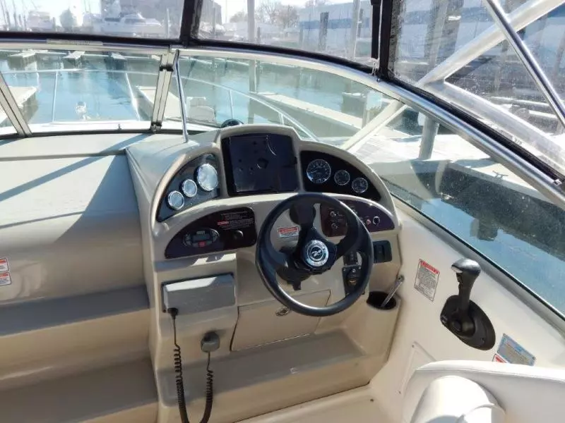 2005 Sea Ray 270 Amberjack