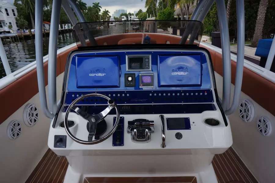 Helm Electronics