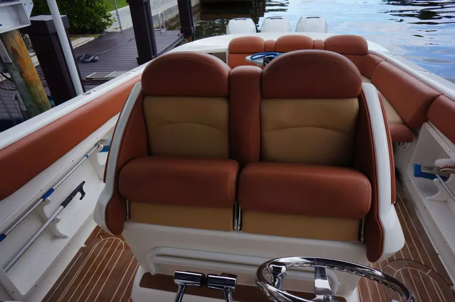 Helm Seat And Bolsters
