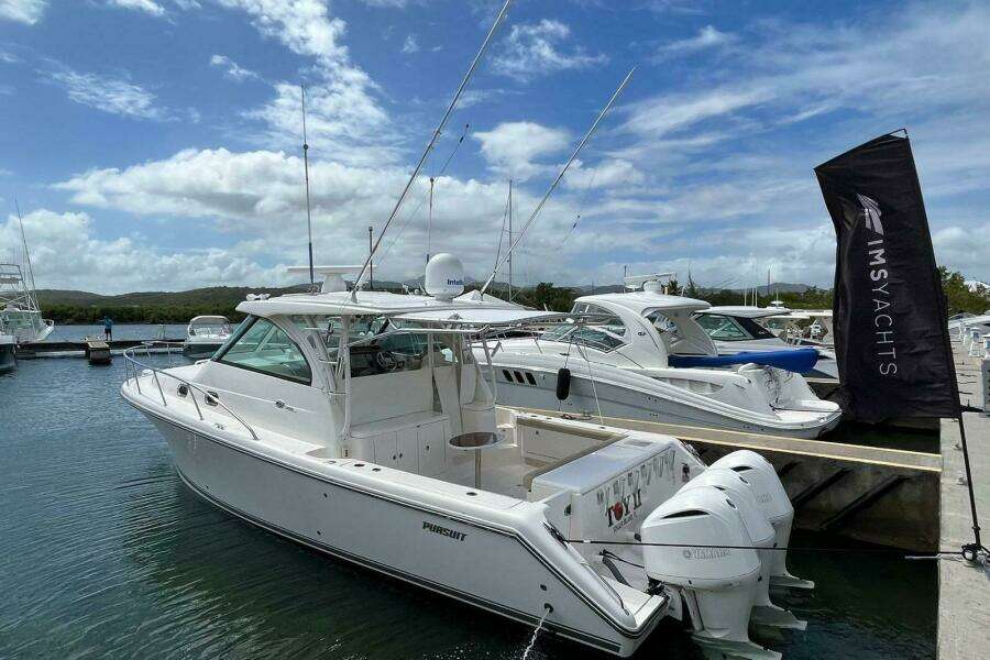 39ft Pursuit Yacht For Sale