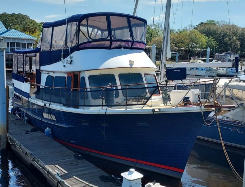 002 Dorcas Ann Starboard Bow